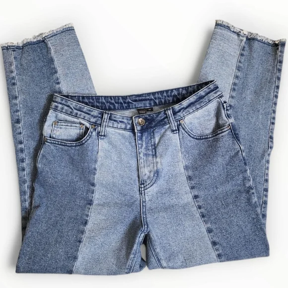 Two Toned Denim Mom Jeans Size 28 High Waisted Raw Hem Cropped - Picture 1 of 13